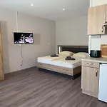 Апарт-отель Gaestehaus & Stoertebeker Camp Lietzow