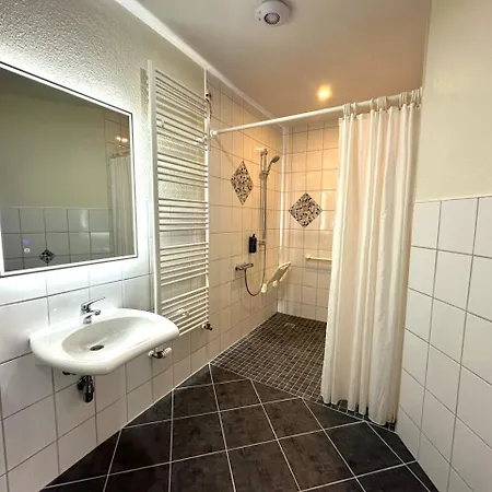 Gaestehaus & Stoertebeker Camp